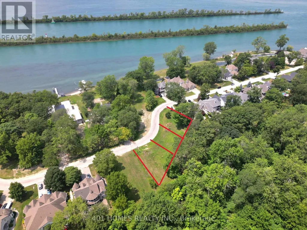 261 Crystal Bay Drive E, Amherstburg